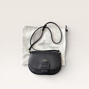 Kate Spade New York Carlyle Street Kallie Crossbody Bag in Black